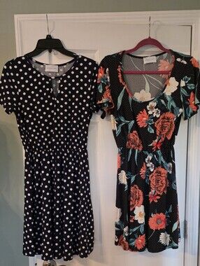 Bundle of 2 French Grey Dresses Navy Polka Dot & Vibrant Floral Short Sleeve M